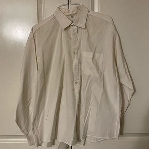 White dress shirt